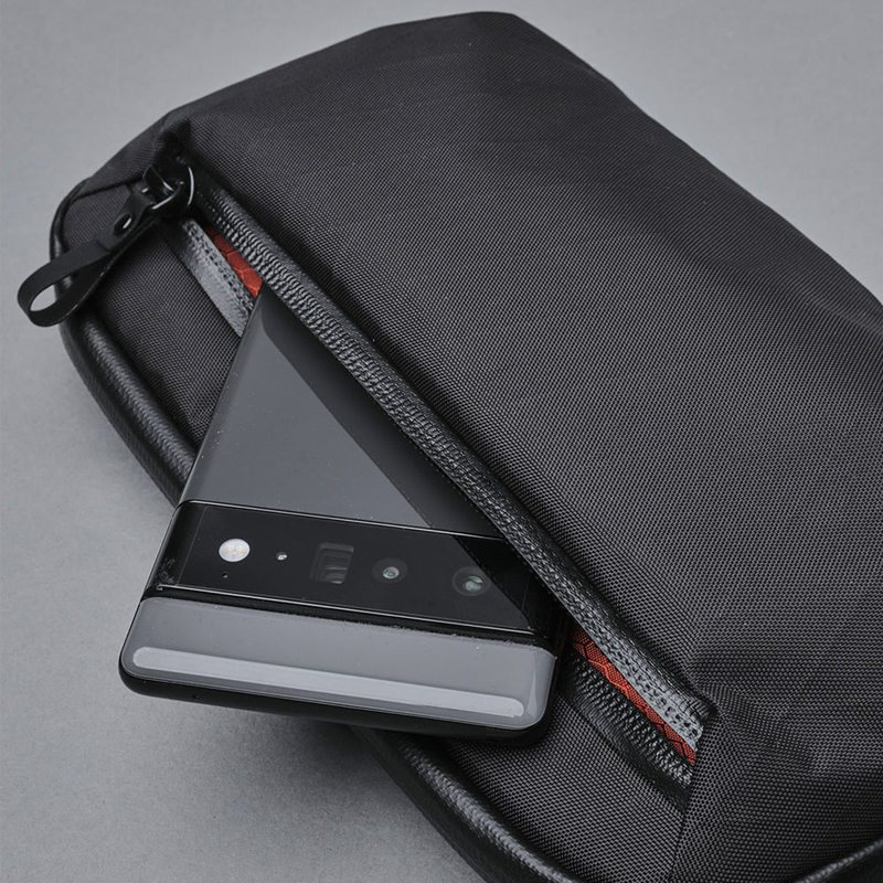 Elements tech case mini