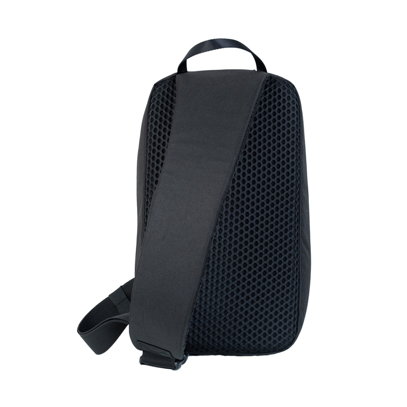 Classic 11L Crossbody